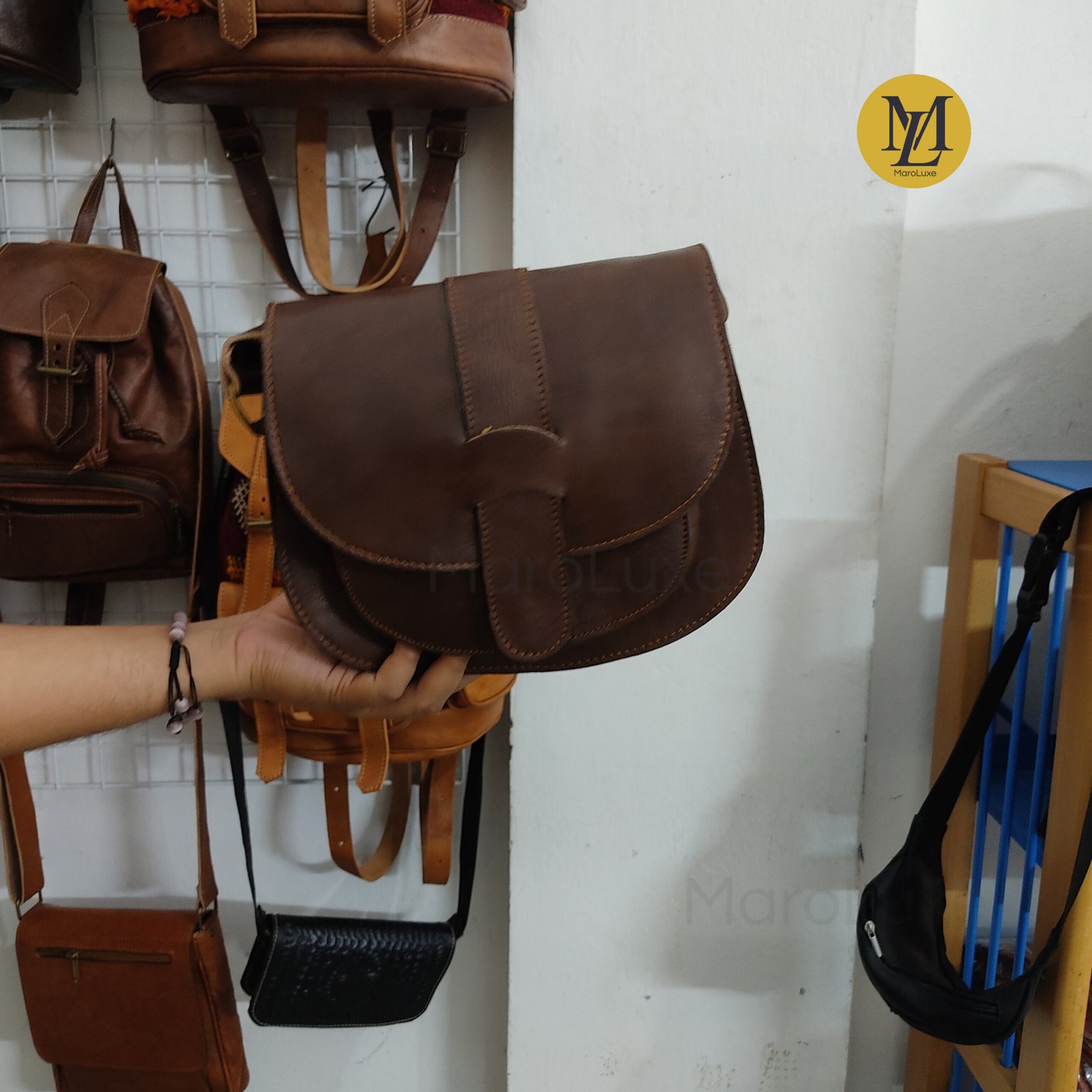 حقيبة حاسوب جلدية فاخرة (copy) حقيبة حاسوب جلدية فاخرة (copy)